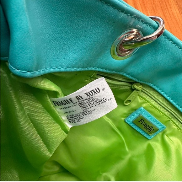 NWOT Vintage Fragile by XOXO blue and lime green vinyl purse - Picture 4 of 6